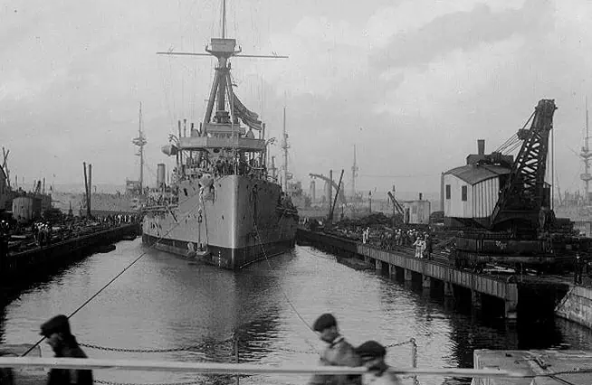 HMS Dreadnought entering dry dock